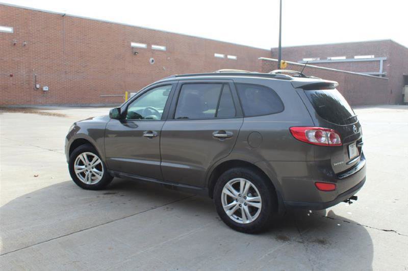 Used 2012 Hyundai Santa Fe Limited image 4