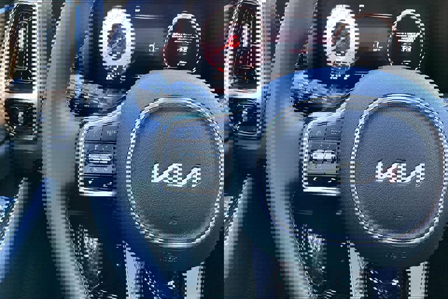 Used 2023 Kia Sorento SX image 23