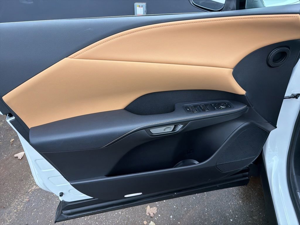 Used 2025 Lexus RX 350 Premium w/ Accessory Package image 11