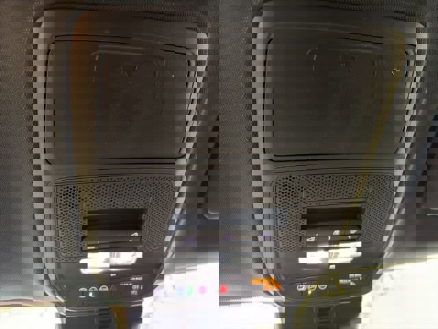 New 2026 Chevrolet Traverse Z71 w/ LPO, Floor Liner Package image 23