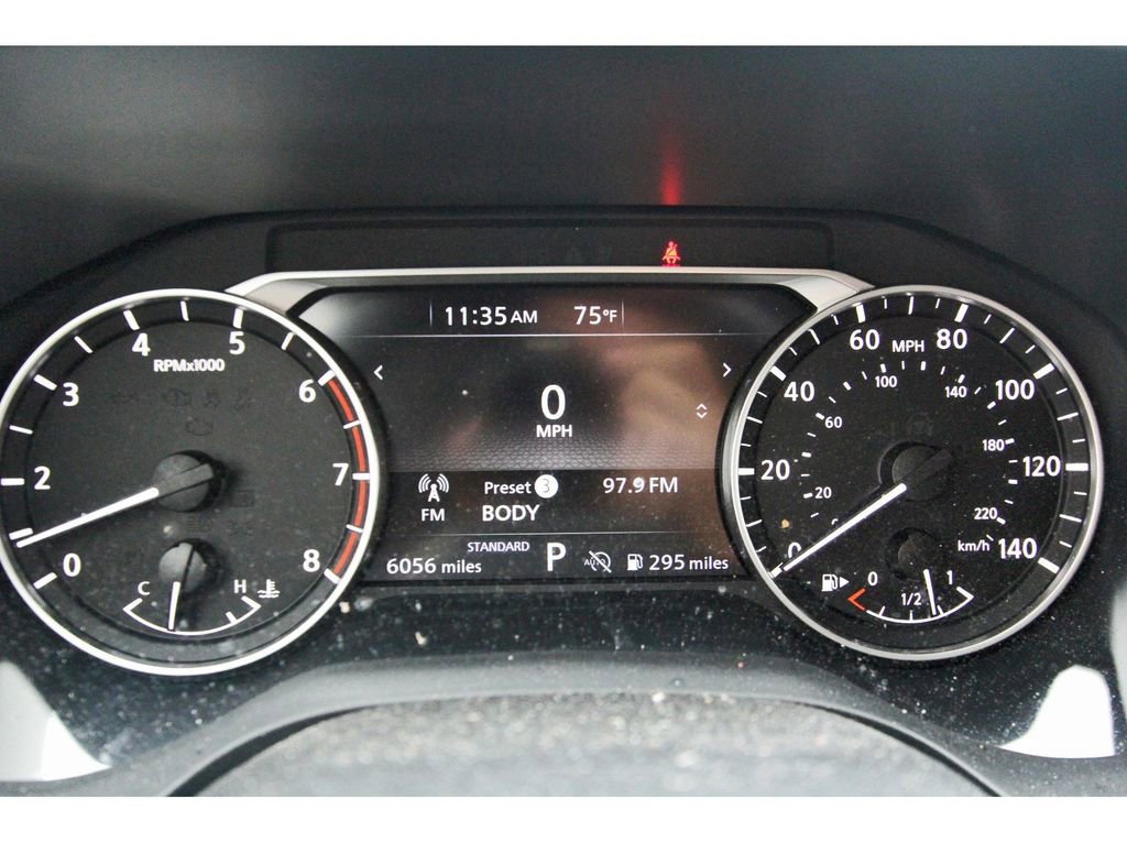Used 2025 Nissan Rogue SV w/ SV Premium Package FWD image 10