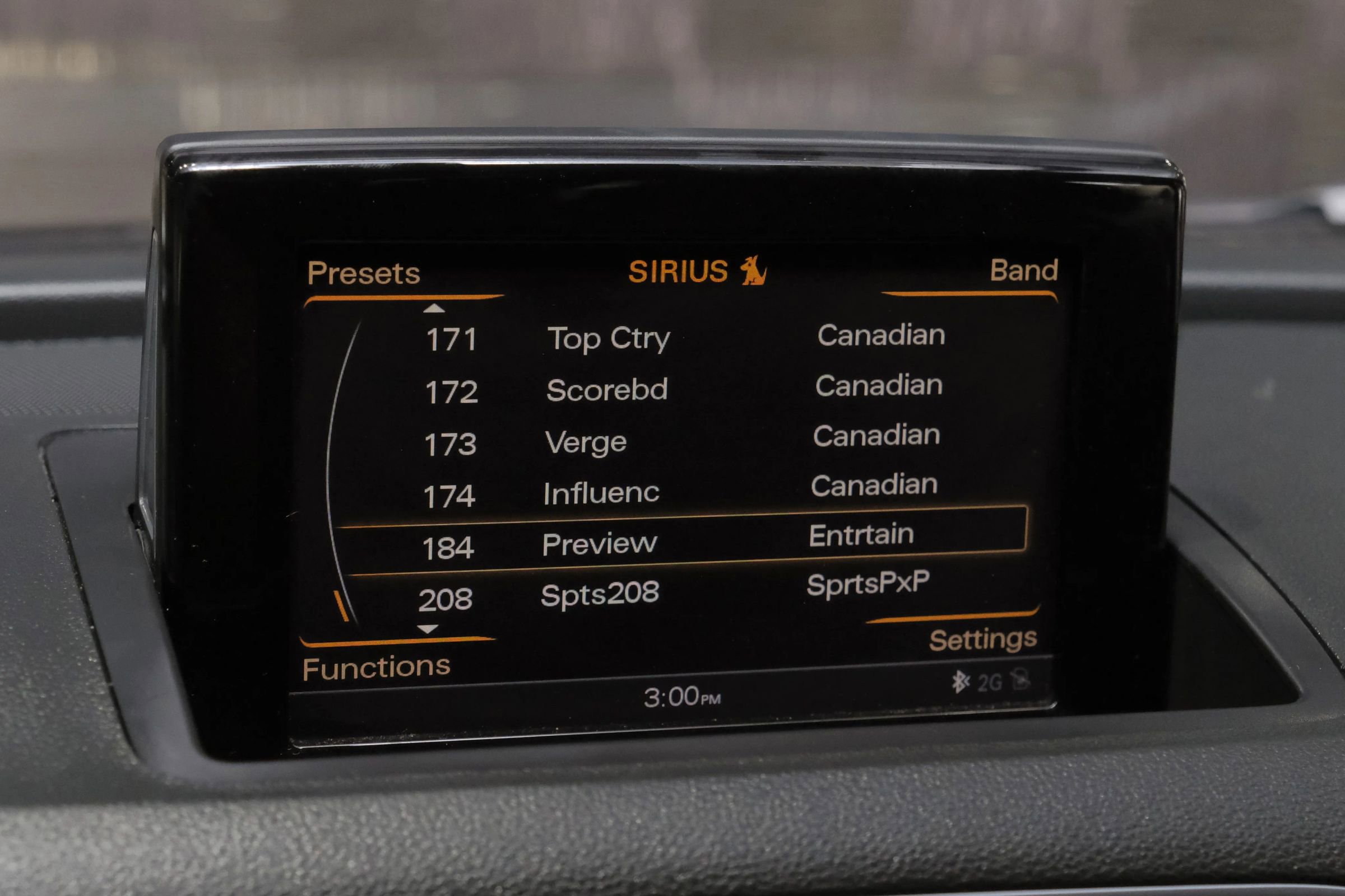 Used 2016 Audi Q3 2.0T Premium Plus w/ Technology Package image 27