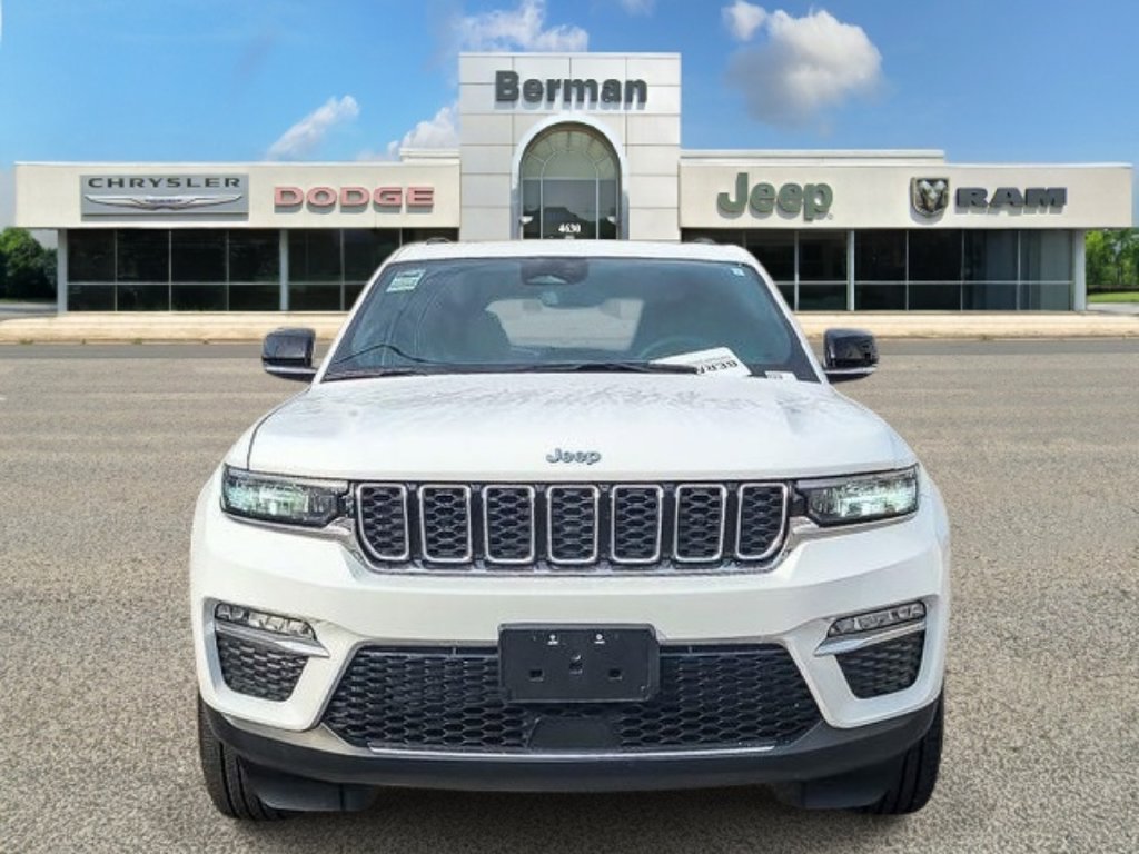 Used 2024 Jeep Grand Cherokee Limited 4xe AWD/4WD image 8