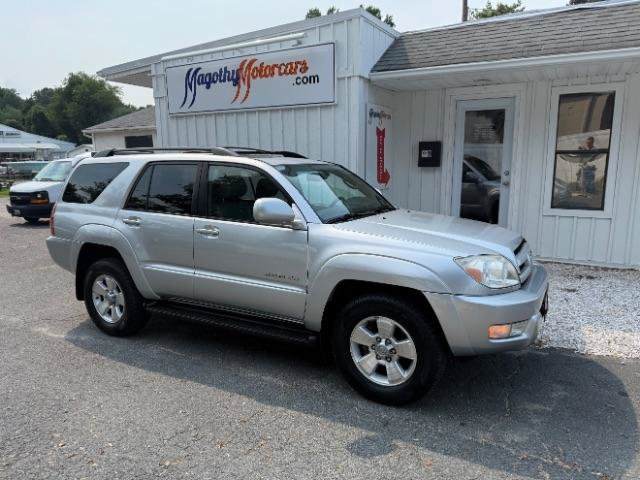 Used 2005 Toyota 4Runner Limited AWD/4WD image 1