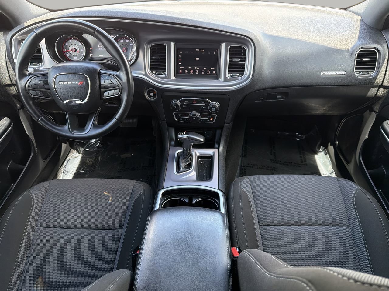 Used 2020 Dodge Charger SXT RWD image 12