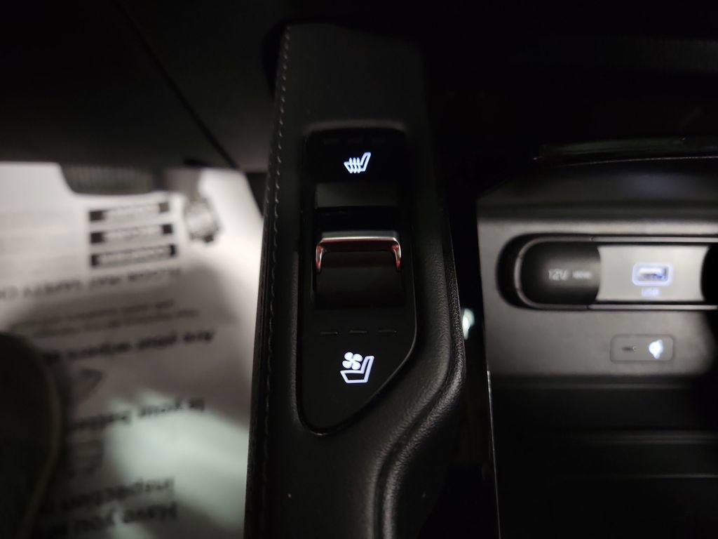 Used 2021 Kia Telluride EX w/ Towing Package FWD image 19