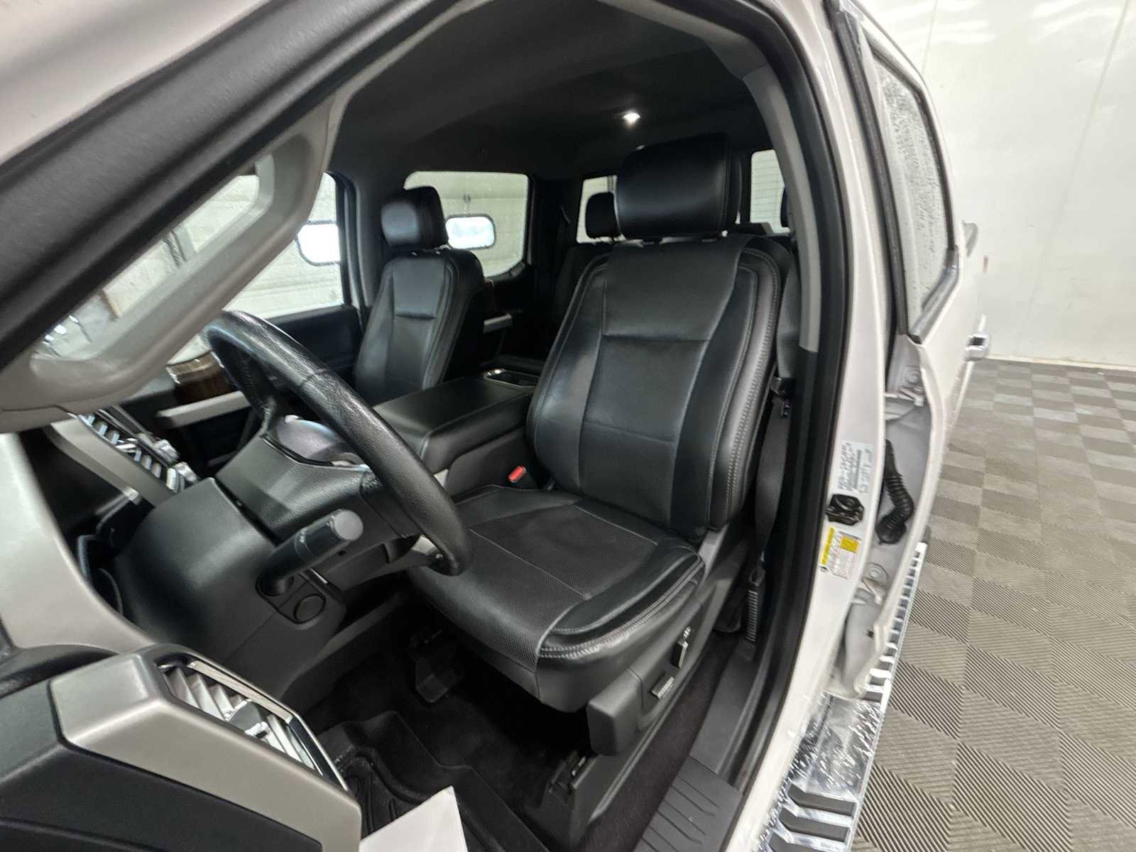 Used 2016 Ford F150 Lariat w/ Equipment Group 502A Luxury image 13