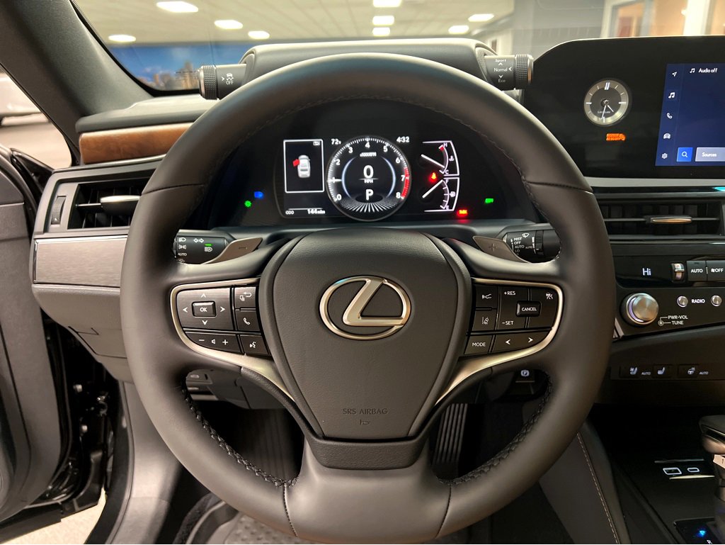New 2025 Lexus ES 350 w/ Premium Package image 11