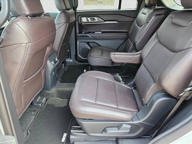 New 2026 Ford Explorer Platinum RWD image 16