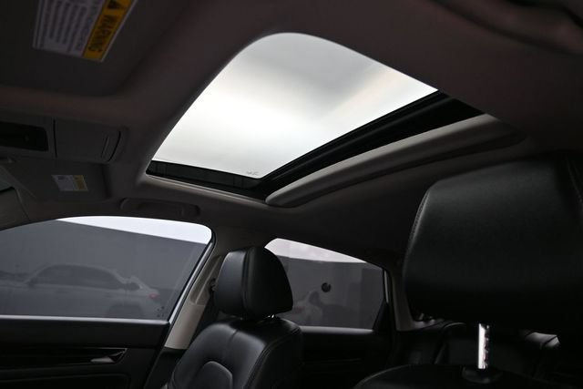 Used 2024 Honda Civic Touring image 7