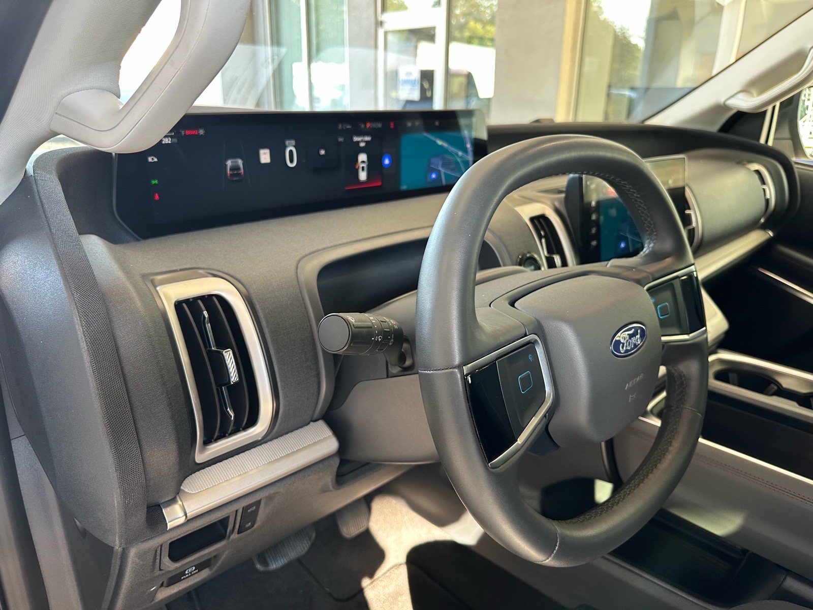 Certified 2025 Ford Expedition Active RWD image 17