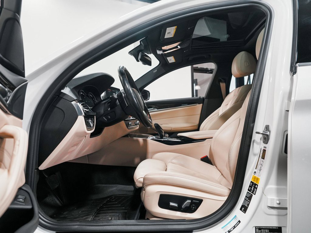 Used 2018 BMW 530i xDrive image 26