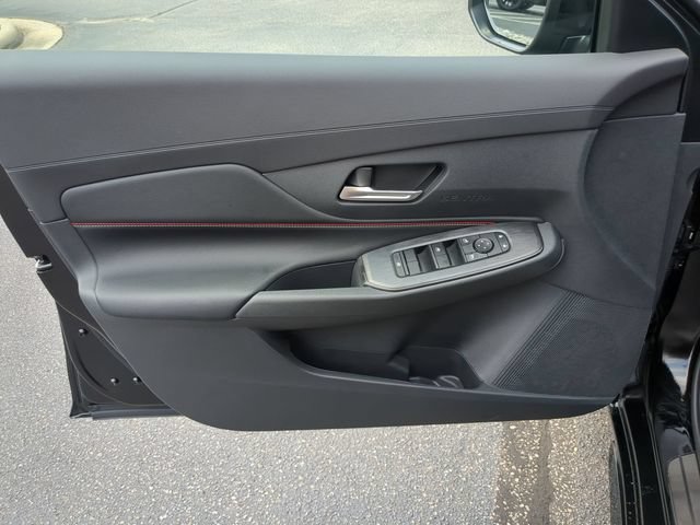 New 2026 Nissan Sentra SR w/ Floor Mat Package FWD image 11