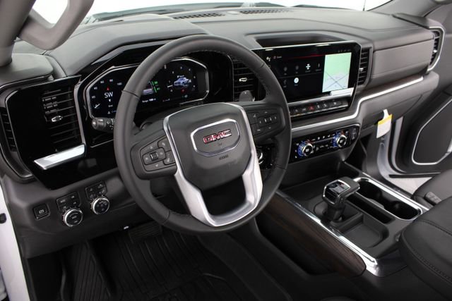 New 2026 GMC Sierra 1500 SLT w/ SLT Premium Plus Package AWD/4WD image 9