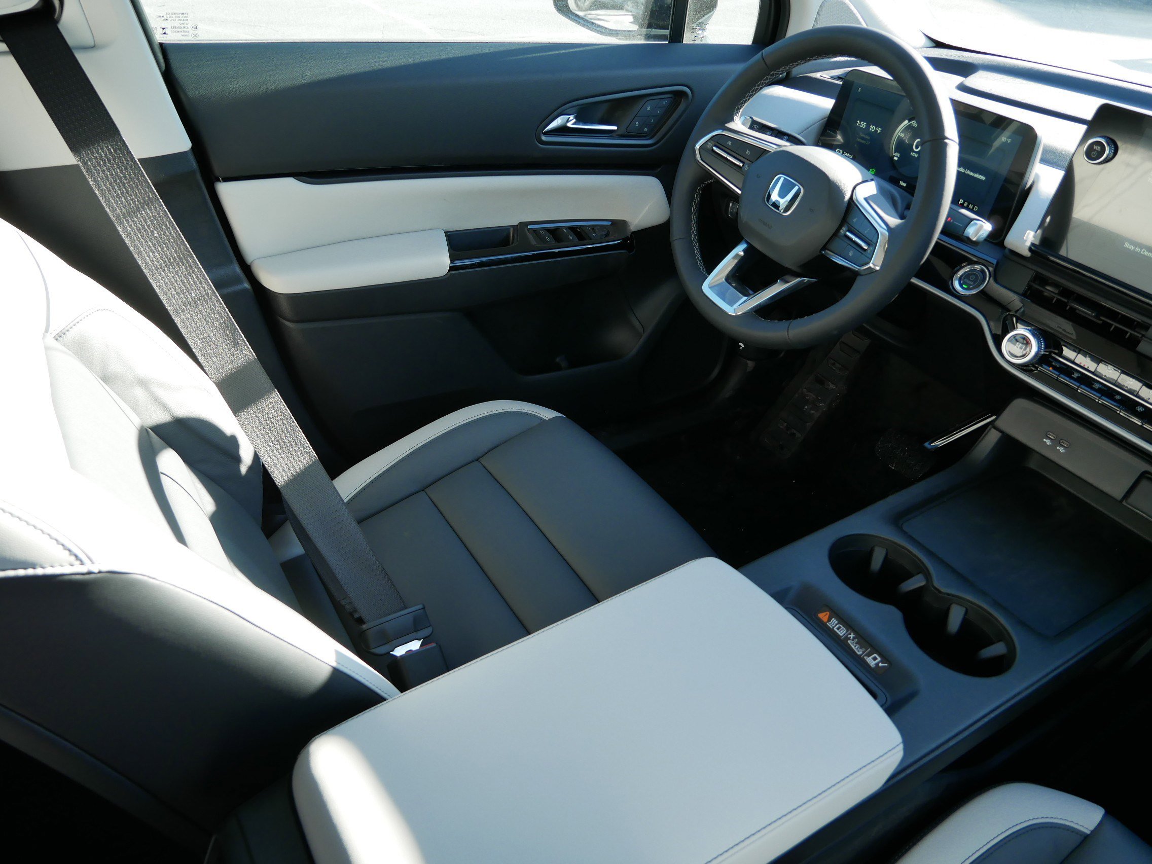 New 2026 Honda Prologue Touring image 9