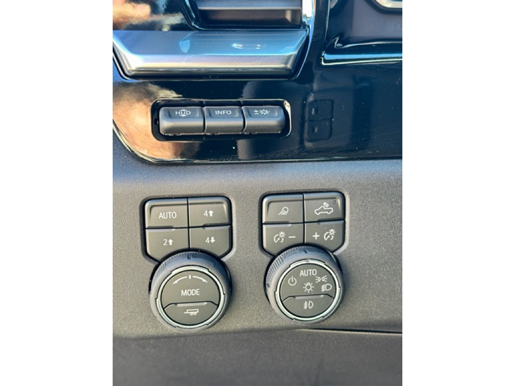 New 2026 Chevrolet Silverado 1500 High Country image 10