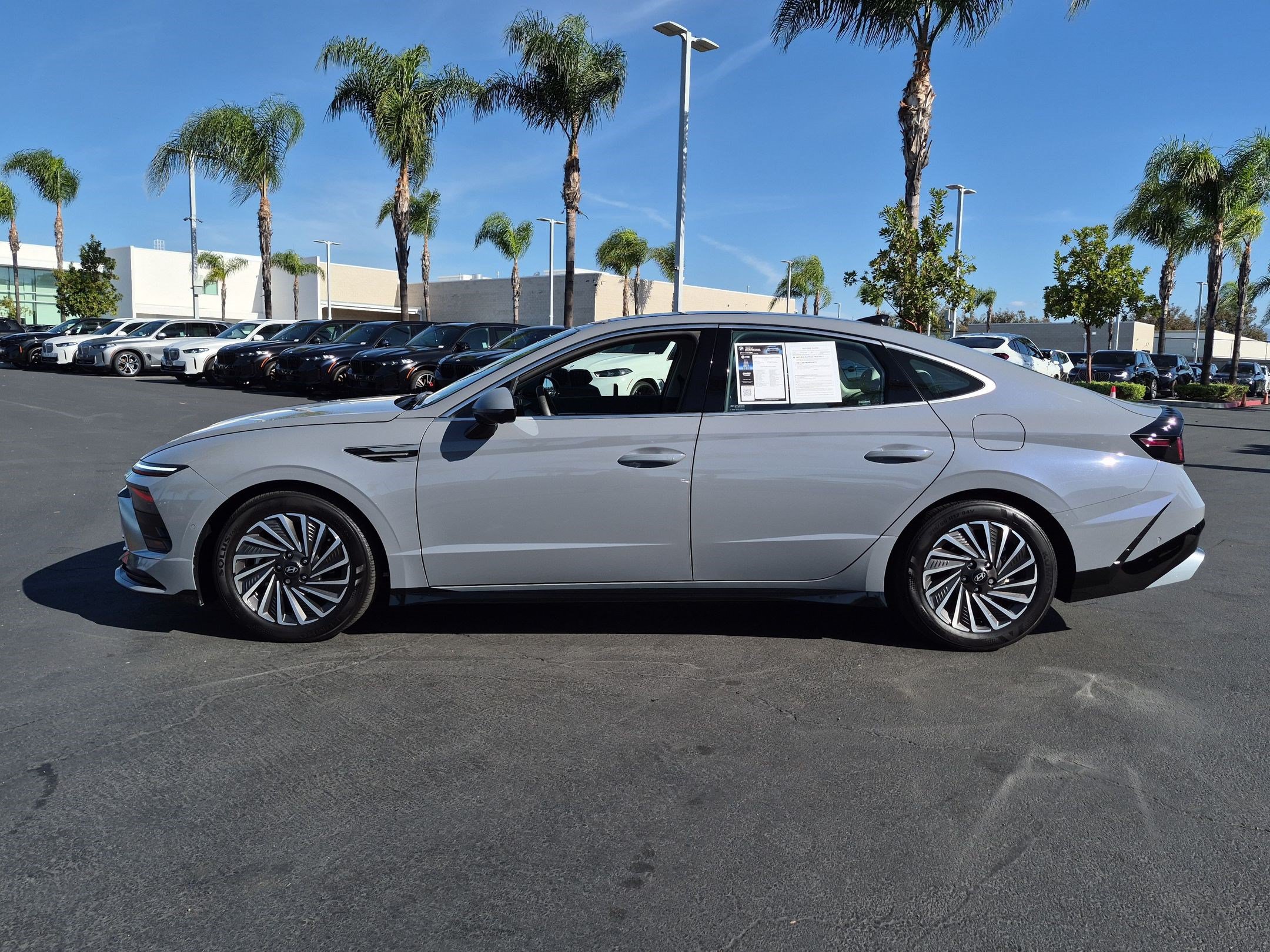 Used 2024 Hyundai Sonata Limited FWD image 7
