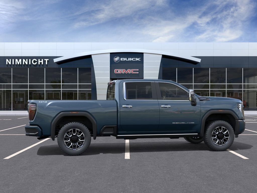 New 2026 GMC Sierra 3500 Denali Ultimate w/ LPO, Black Badging Package image 5