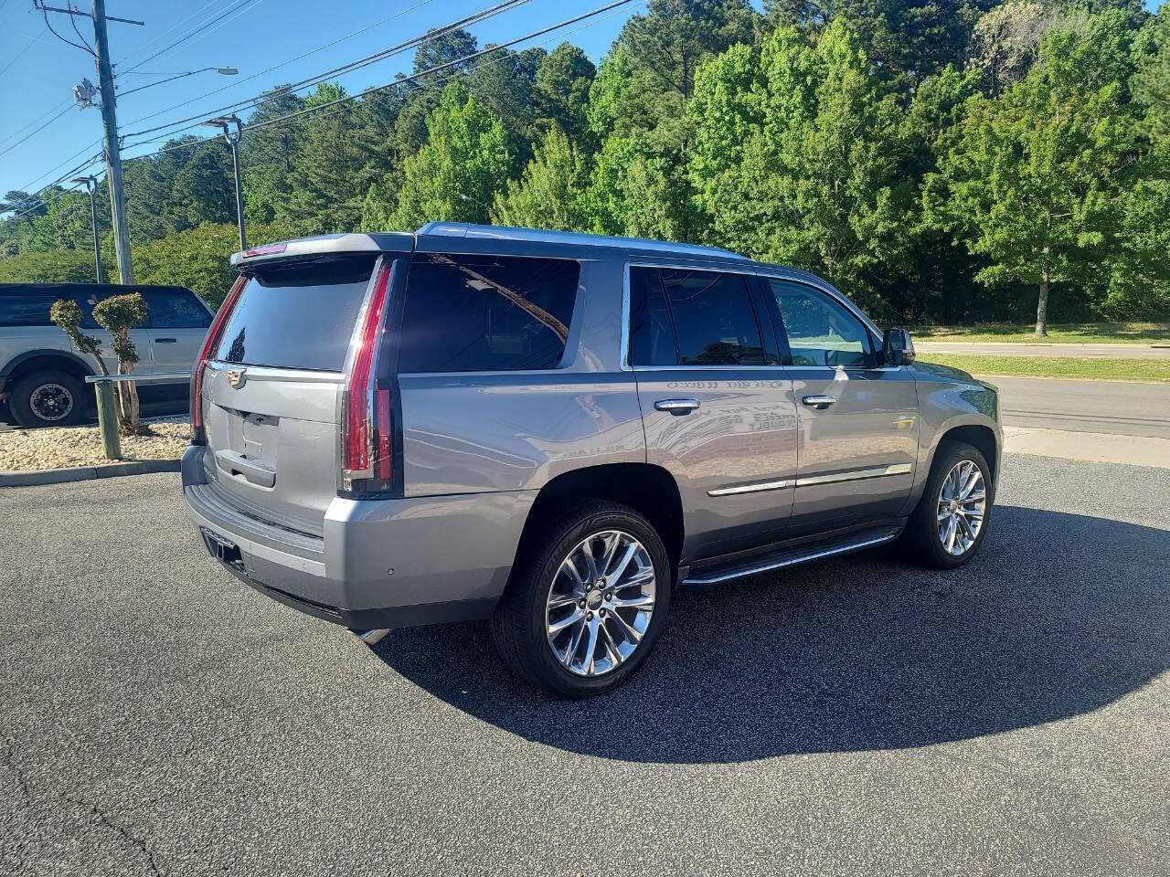 Used 2019 Cadillac Escalade Luxury AWD/4WD image 7