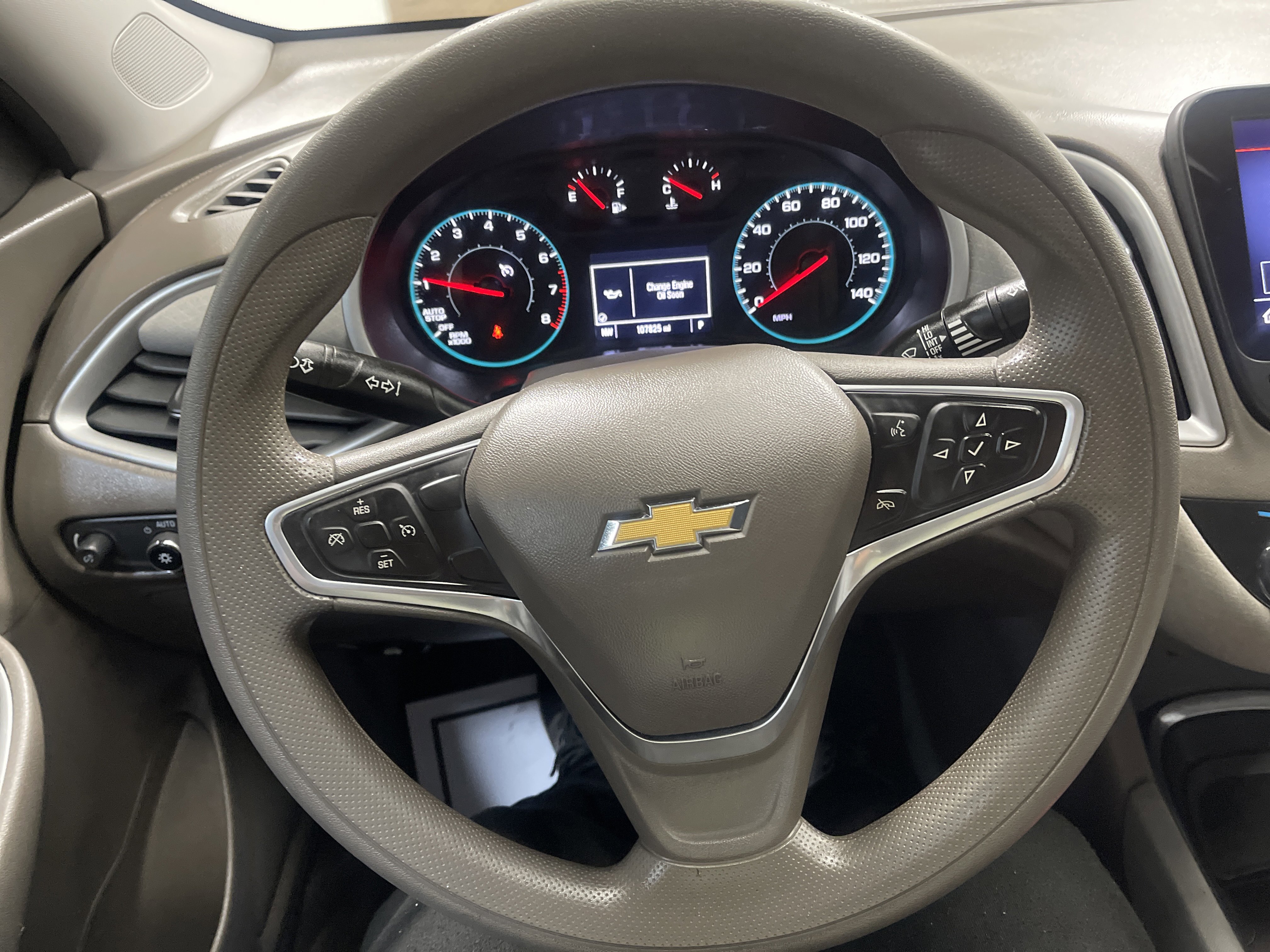 Used 2022 Chevrolet Malibu LT image 30