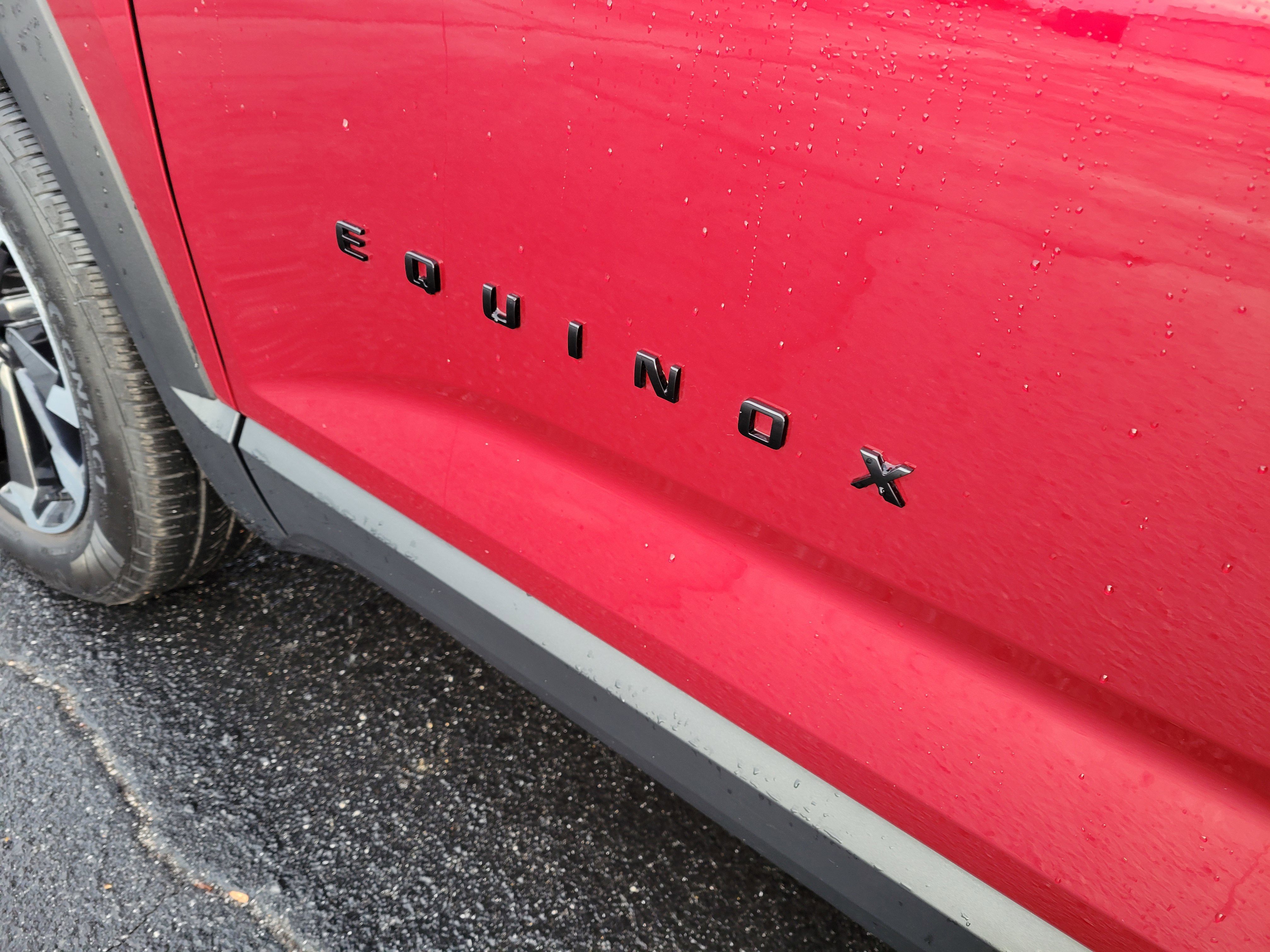 Used 2025 Chevrolet Equinox RS w/ Safety and Technology Package image 12