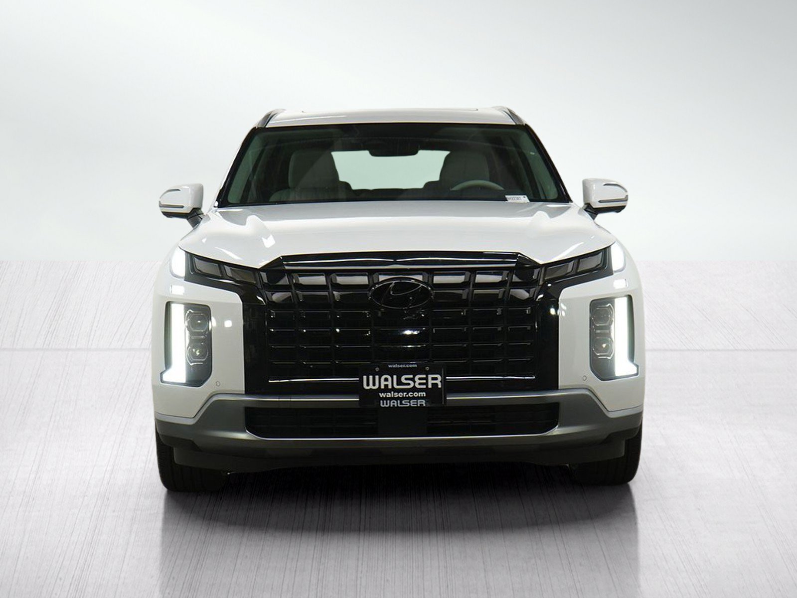Certified 2024 Hyundai Palisade Limited AWD/4WD image 8