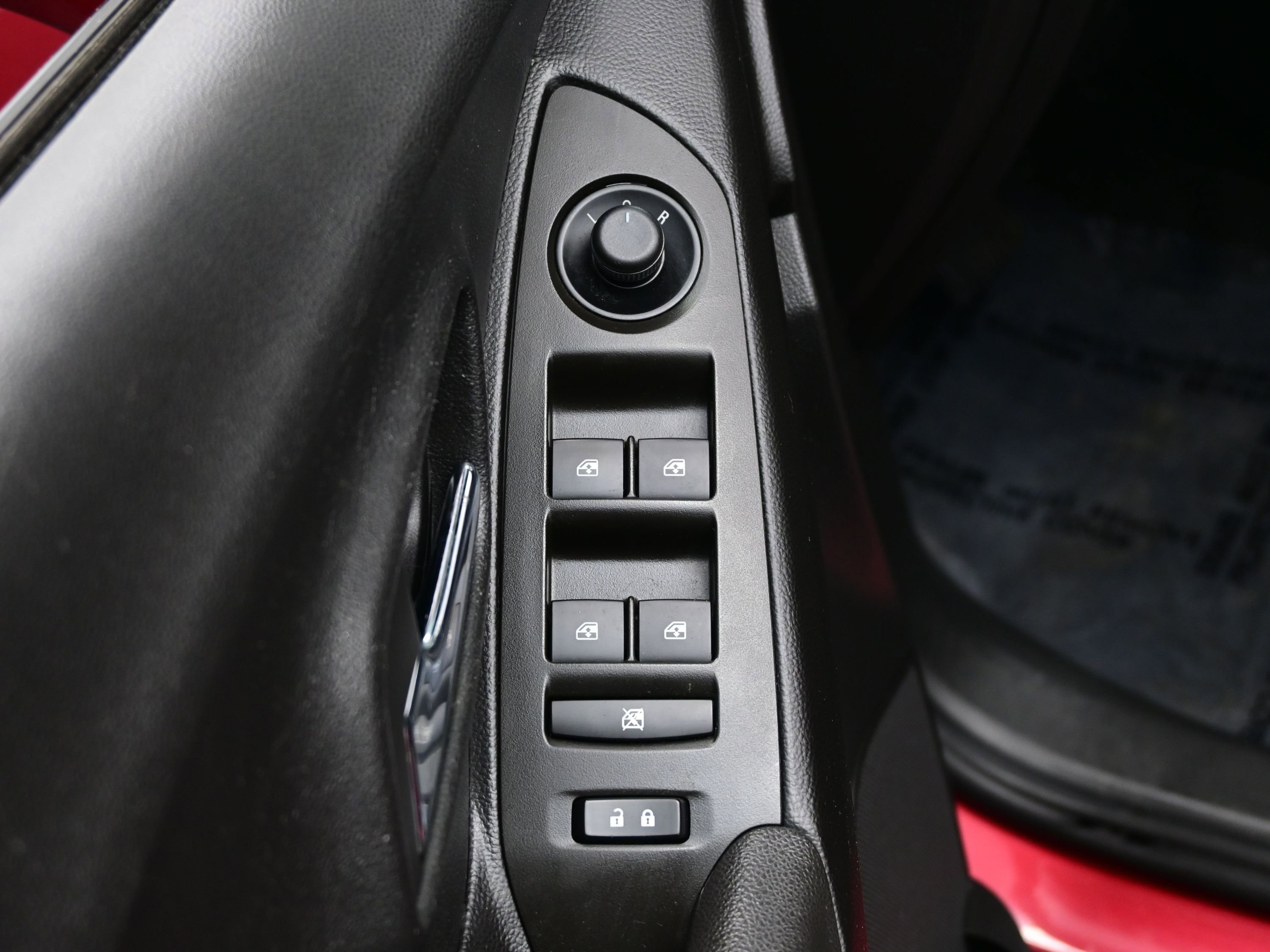 Used 2015 Chevrolet Trax LT w/ LT Plus Package FWD image 10