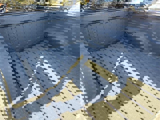 Used 2021 Jeep Gladiator Overland w/ Popular Equipment Package image 12