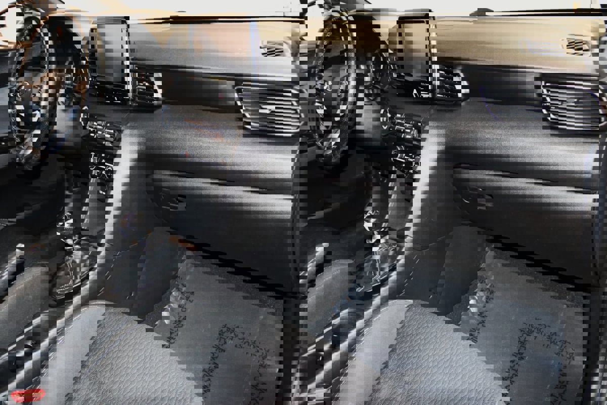 Used 2019 Hyundai Veloster N N w/ Performance Package image 41