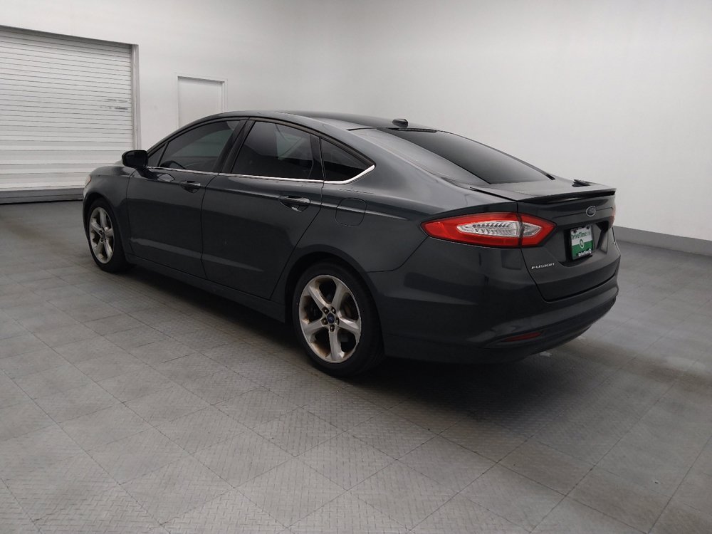 Used 2015 Ford Fusion SE w/ Equipment Group 201A FWD image 3