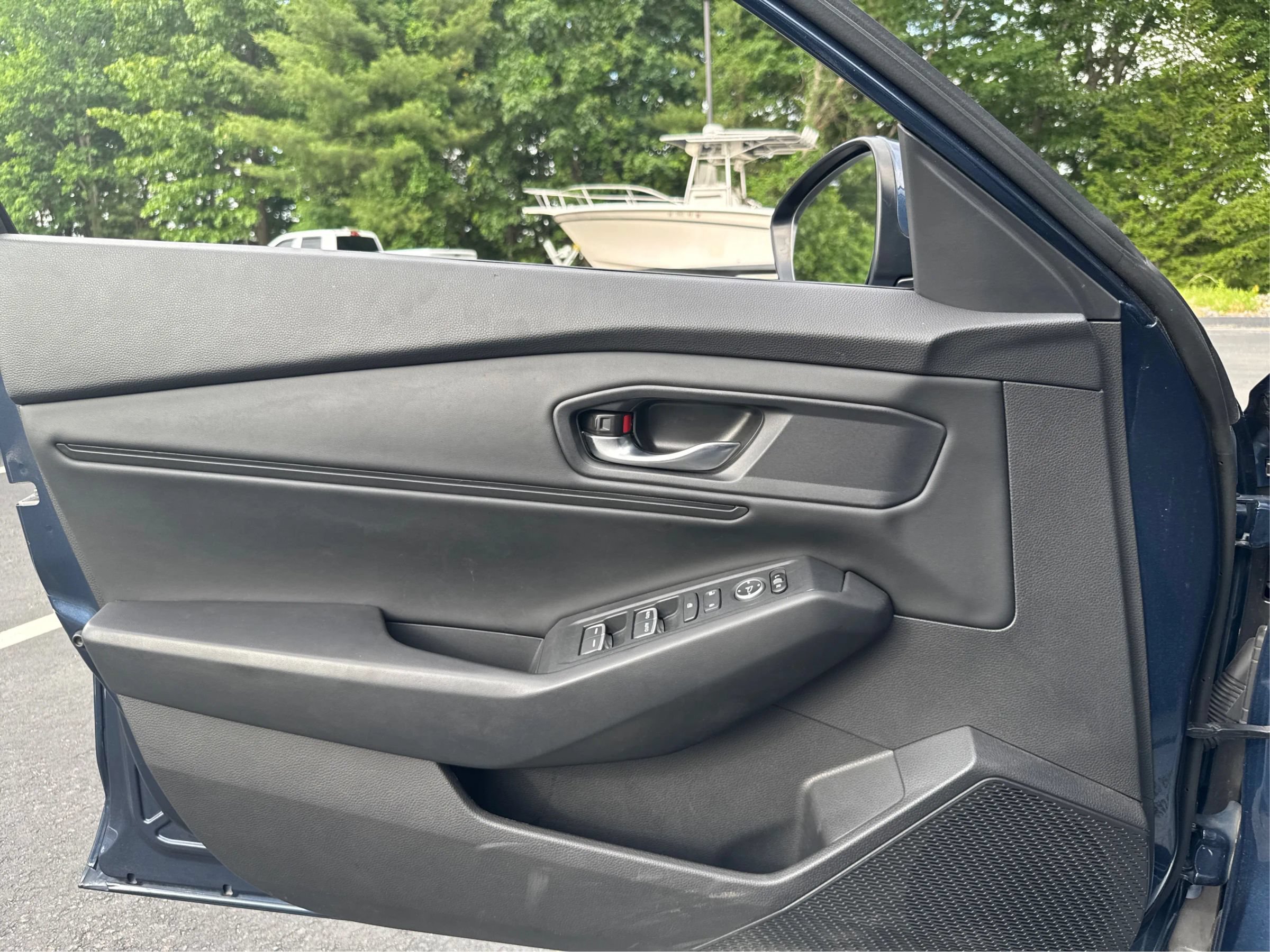 Used 2023 Honda Accord EX image 22