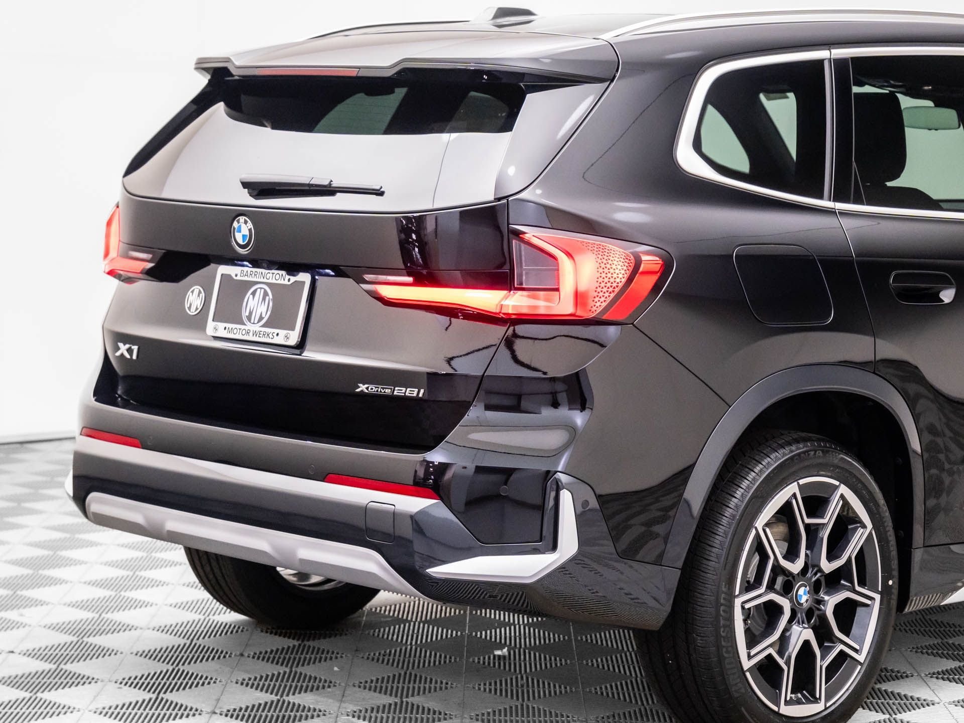 New 2026 BMW X1 xDrive28i w/ Convenience Package AWD/4WD image 32