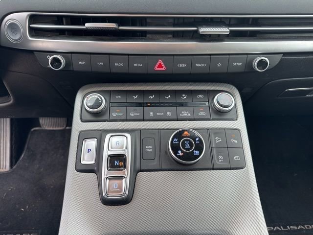 Used 2023 Hyundai Palisade SE image 10
