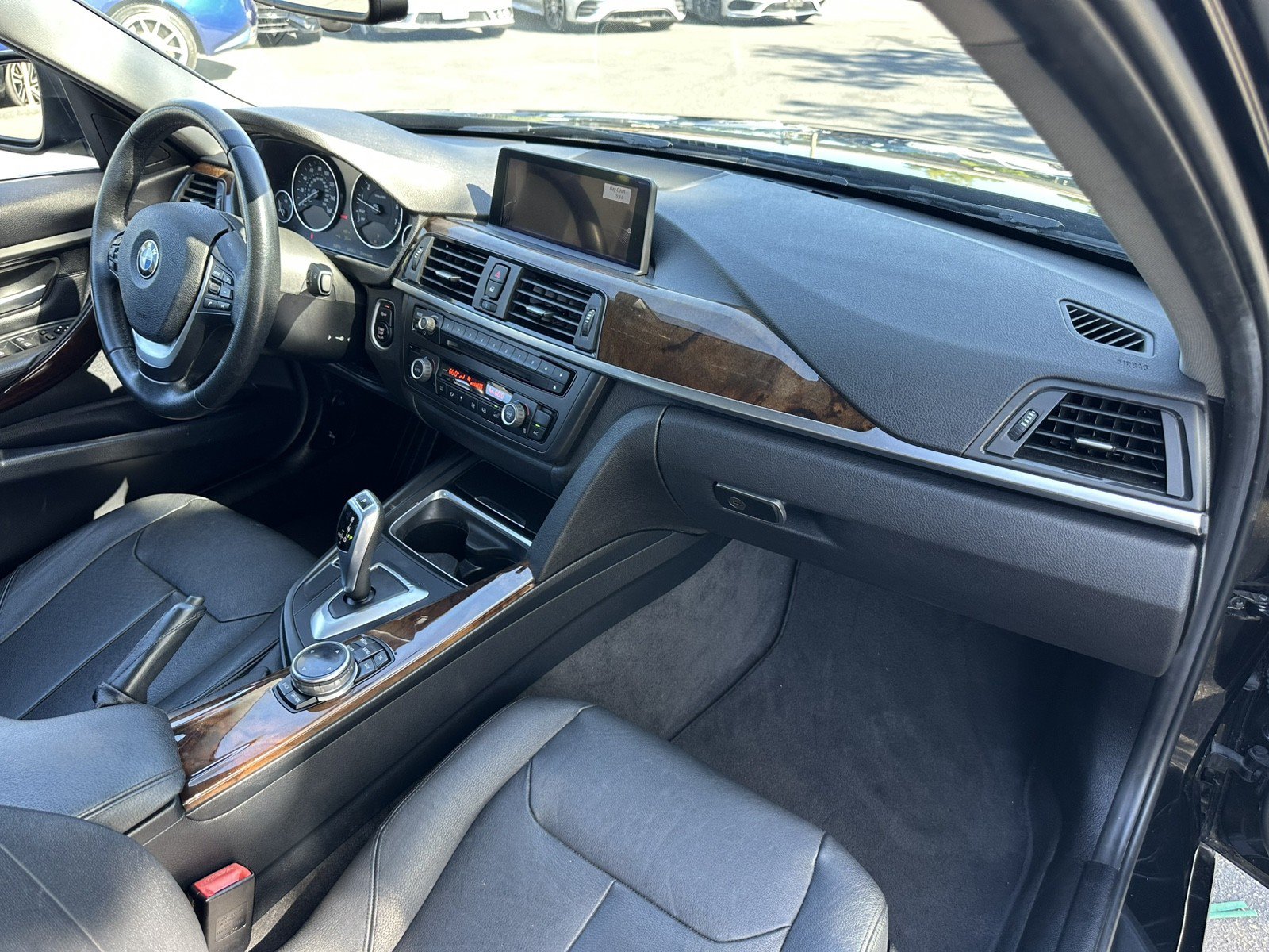 Used 2015 BMW 328i Sedan RWD image 23