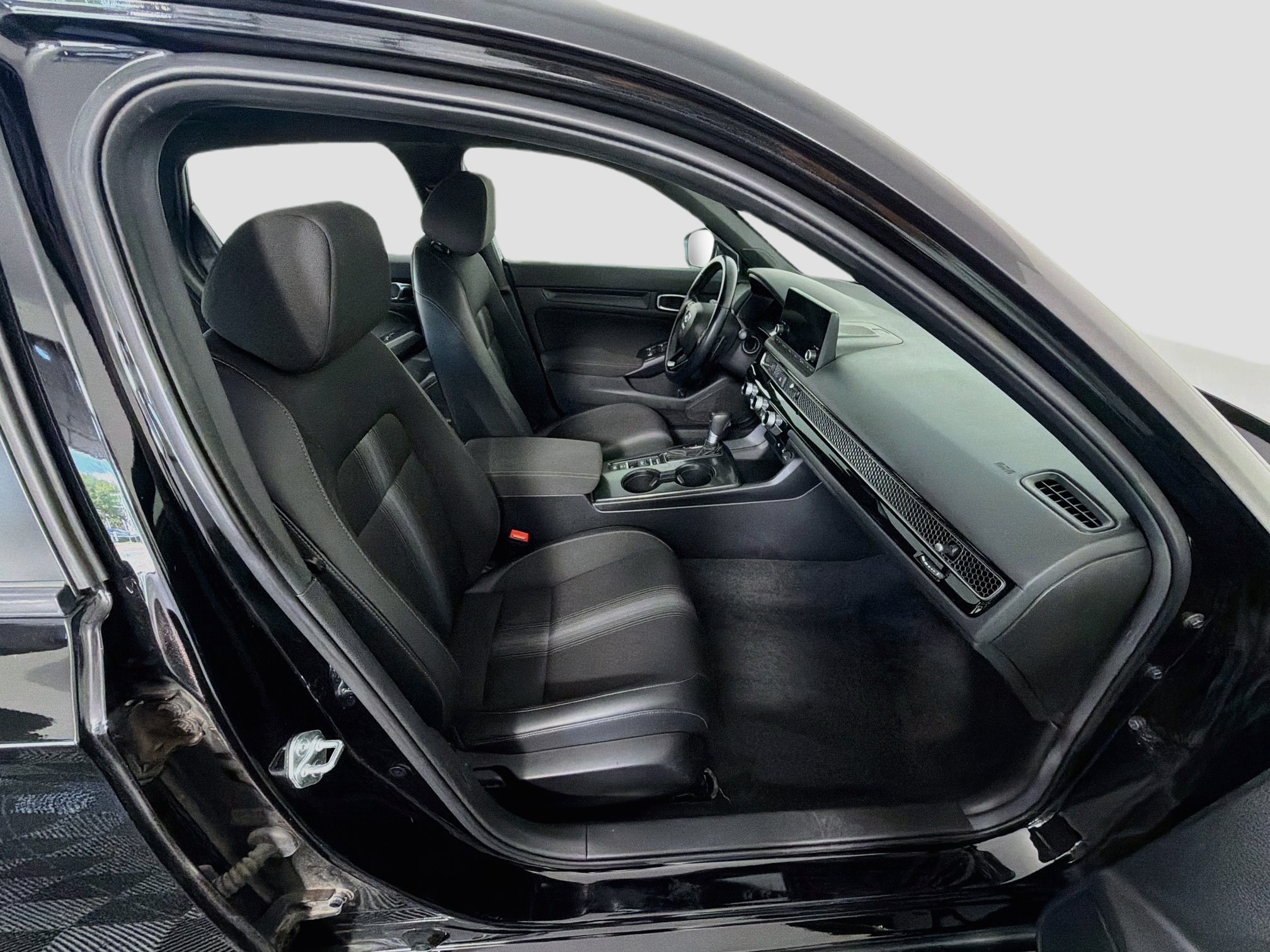 Used 2025 Honda Civic Sport image 31