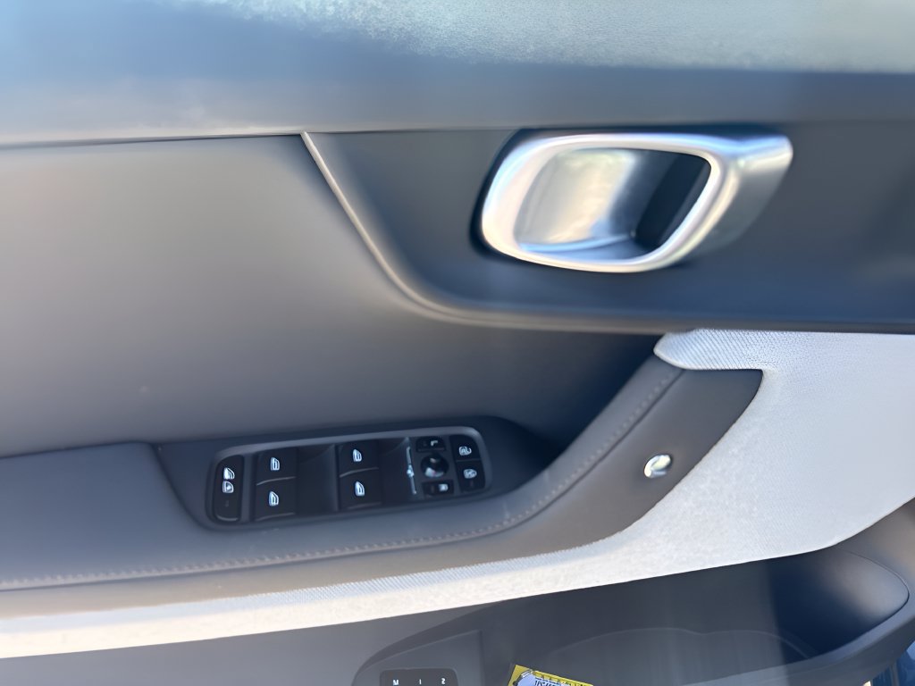 Used 2024 Polestar Polestar 2 AWD/4WD image 23