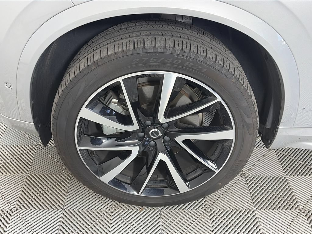 Used 2024 Volvo XC90 B5 Plus AWD/4WD image 8
