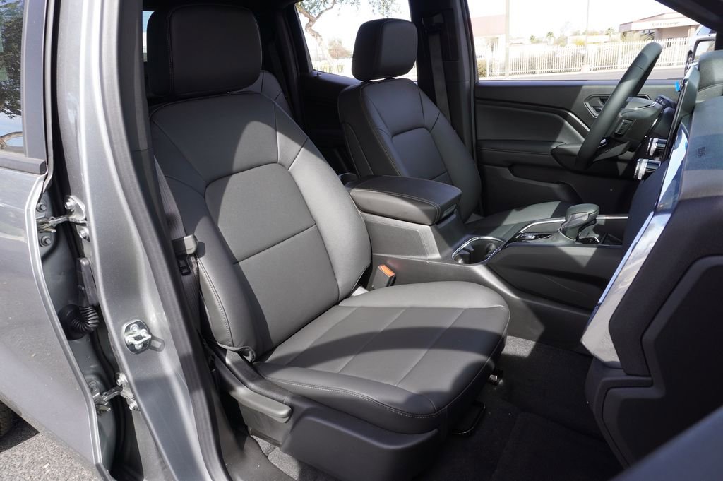 New 2026 GMC Canyon Elevation w/ Convenience Package image 13