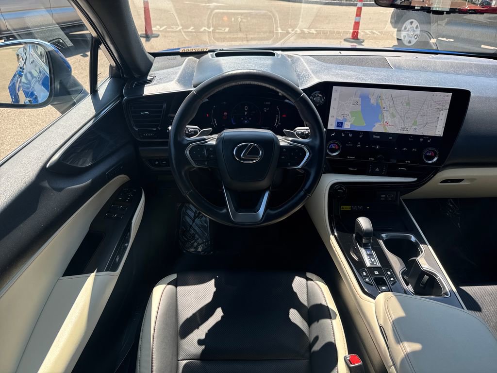 Used 2024 Lexus NX 350 AWD w/ Vision Package image 13