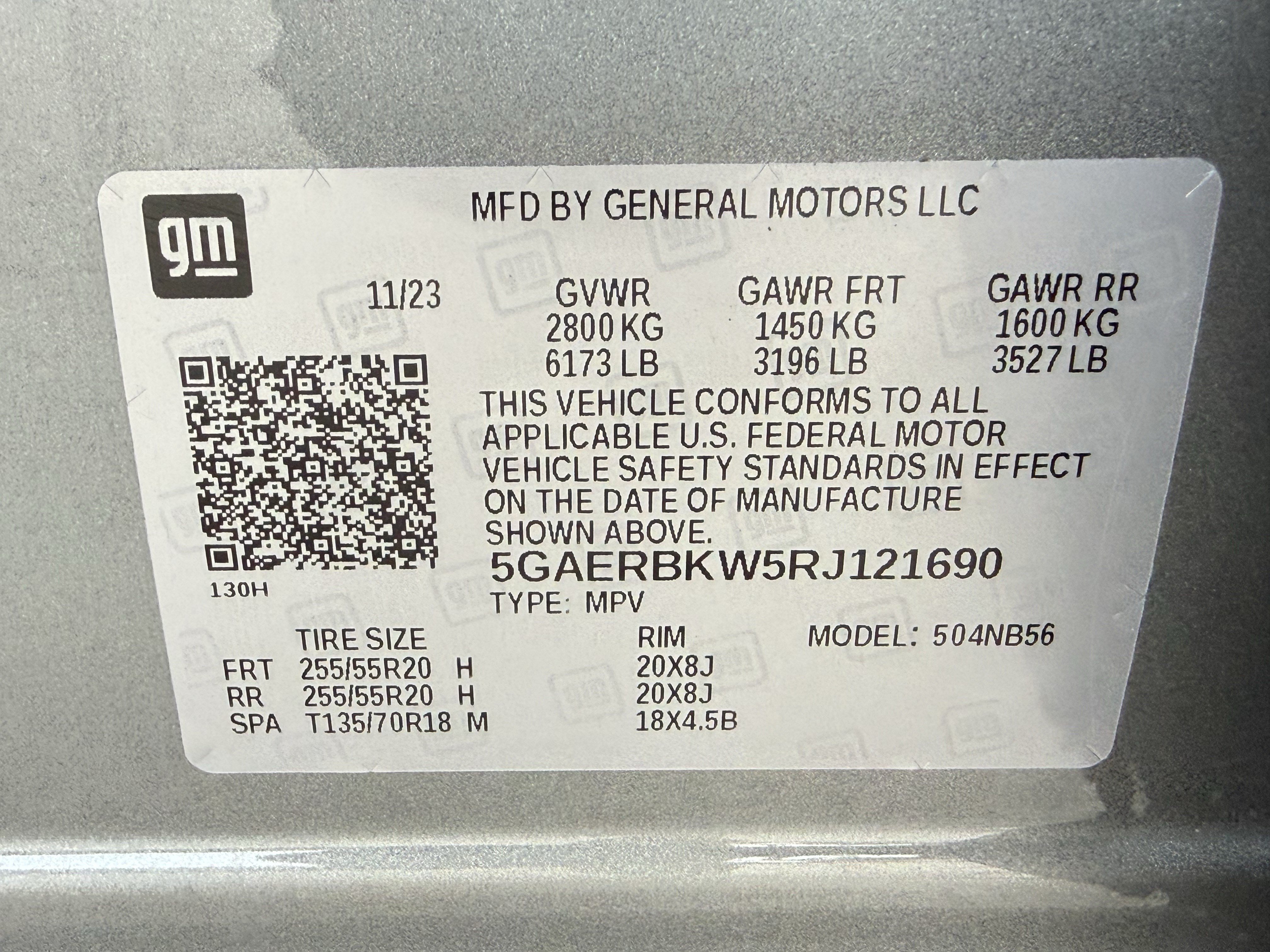 Used 2024 Buick Enclave Essence w/ Experience Buick Package FWD image 36