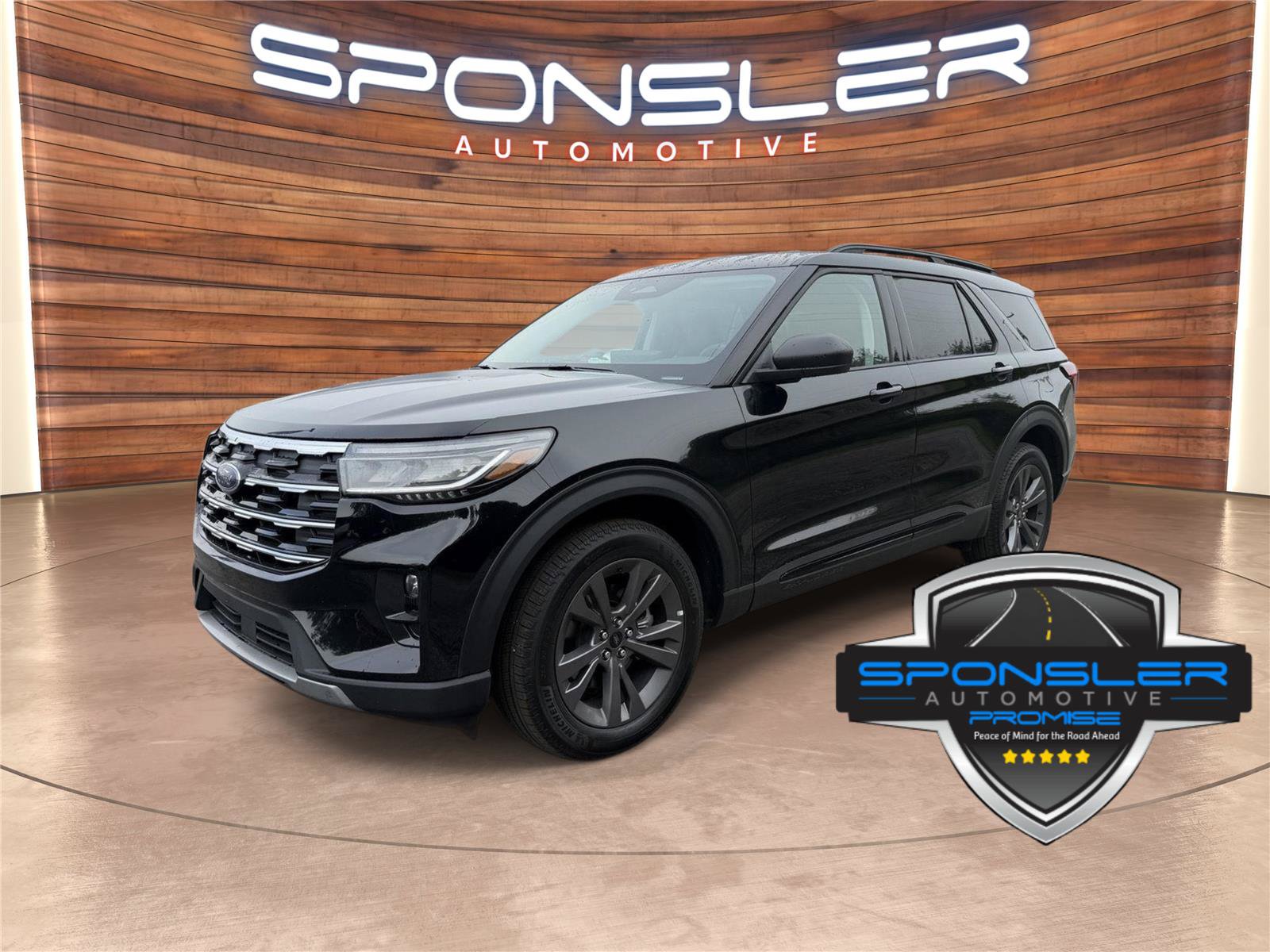 New 2026 Ford Explorer Active w/ Active Comfort Package AWD/4WD image 1