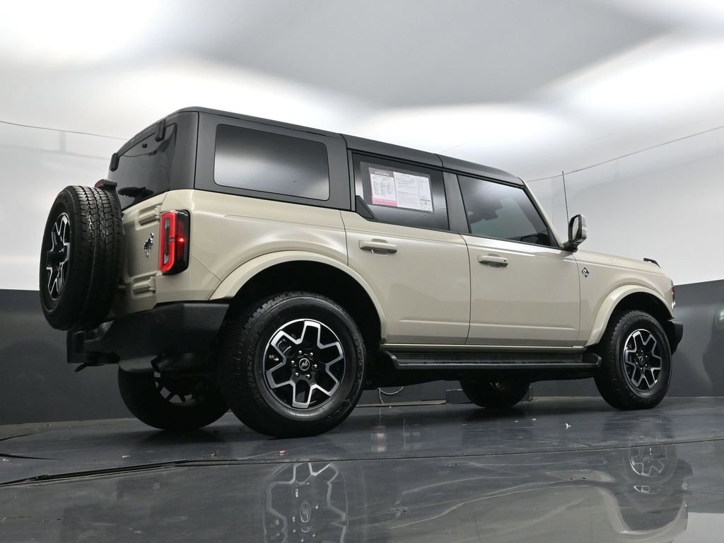 Used 2025 Ford Bronco Outer Banks image 20