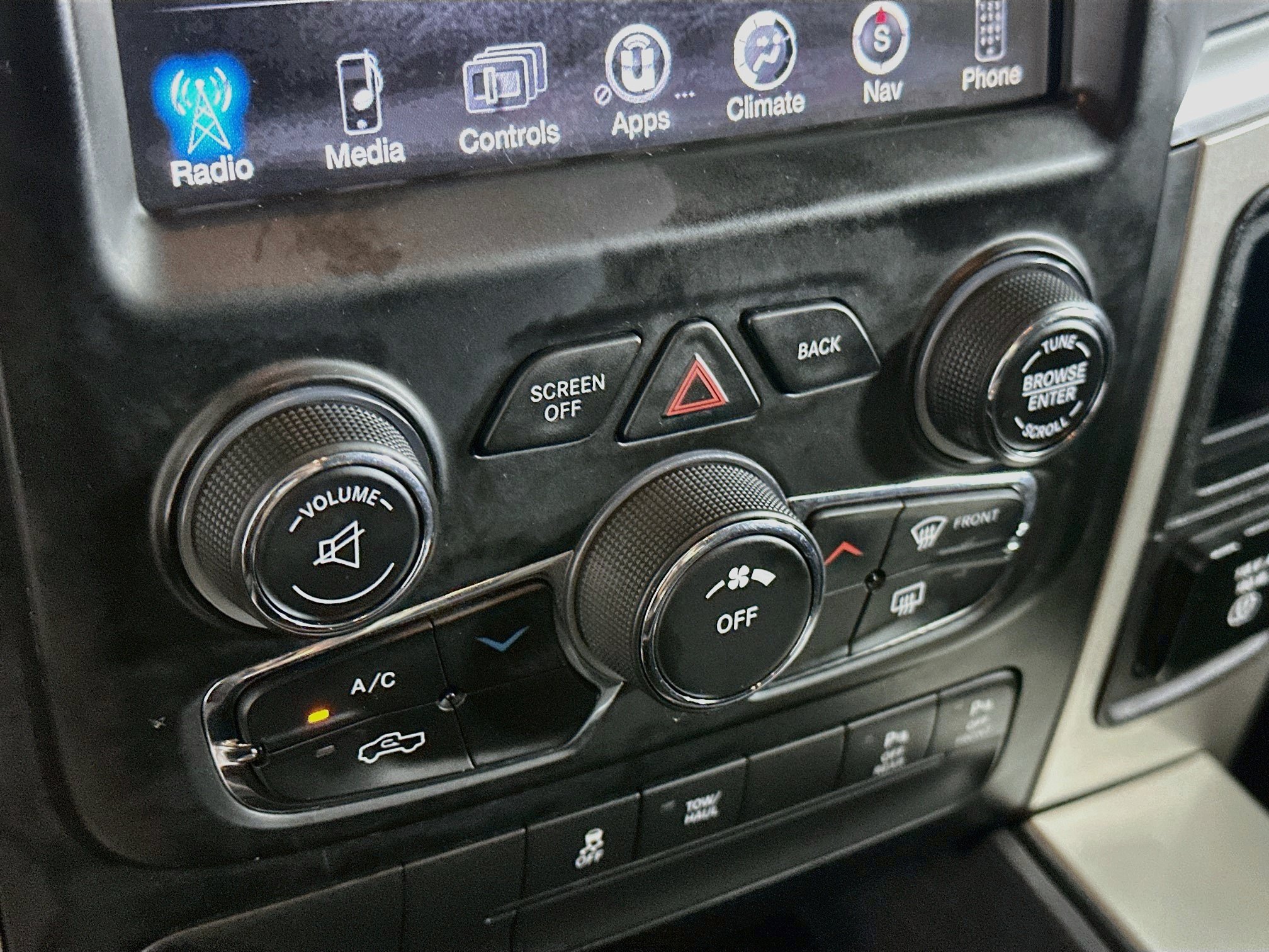 Used 2016 RAM 1500 Lone Star RWD image 23