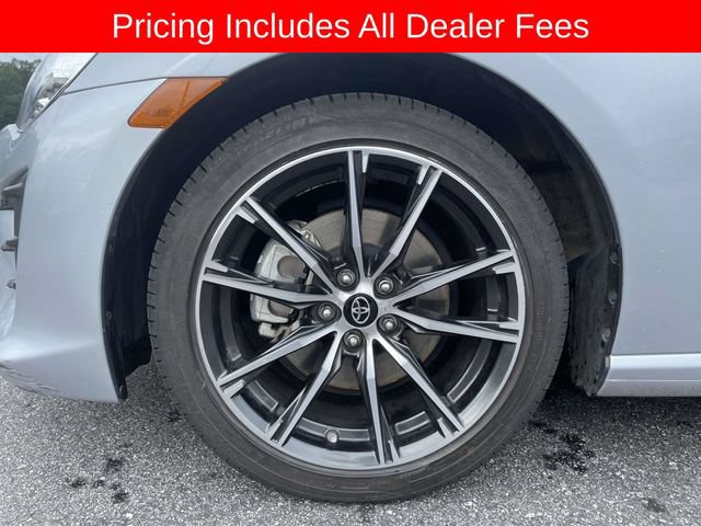 Used 2020 Toyota 86 RWD image 9