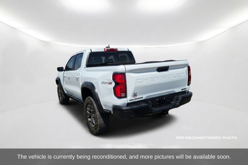Used 2024 Chevrolet Colorado ZR2 w/ Technology Package AWD/4WD image 8