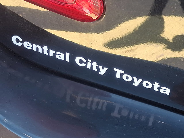 Used 2010 Toyota Camry FWD image 31