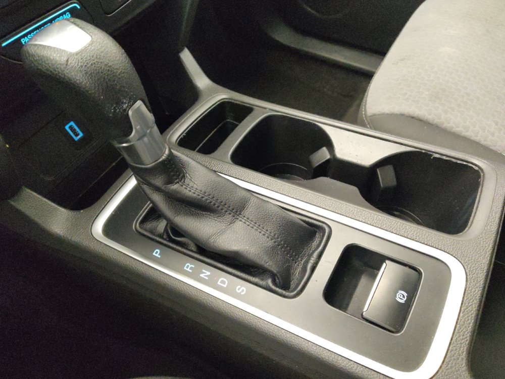 Used 2017 Ford Escape SE image 26