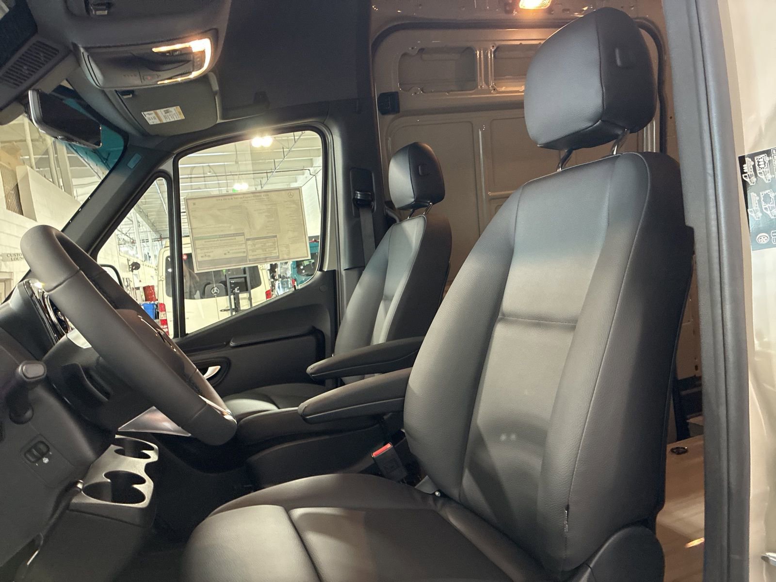 New 2025 Mercedes-Benz Sprinter 3500 image 10