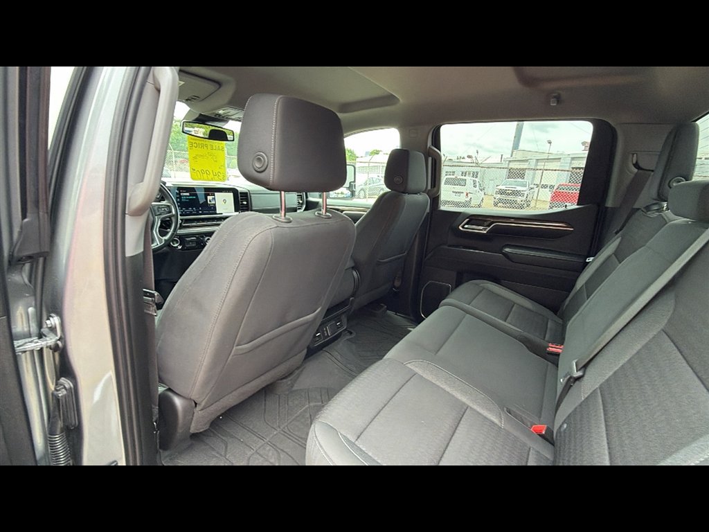 Used 2023 Chevrolet Silverado 1500 LT w/ Protection Package AWD/4WD image 23