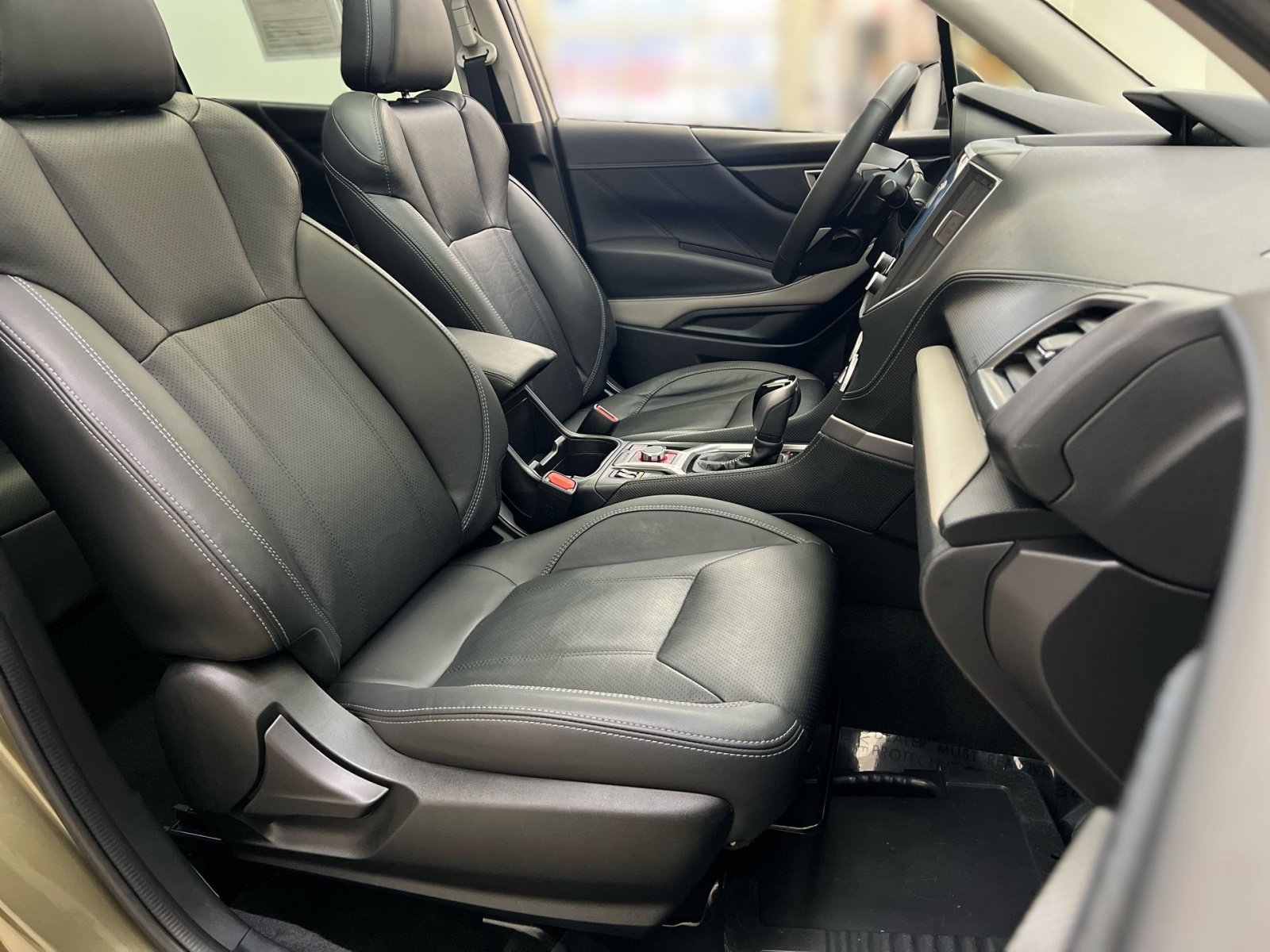 Used 2022 Subaru Forester Limited image 25